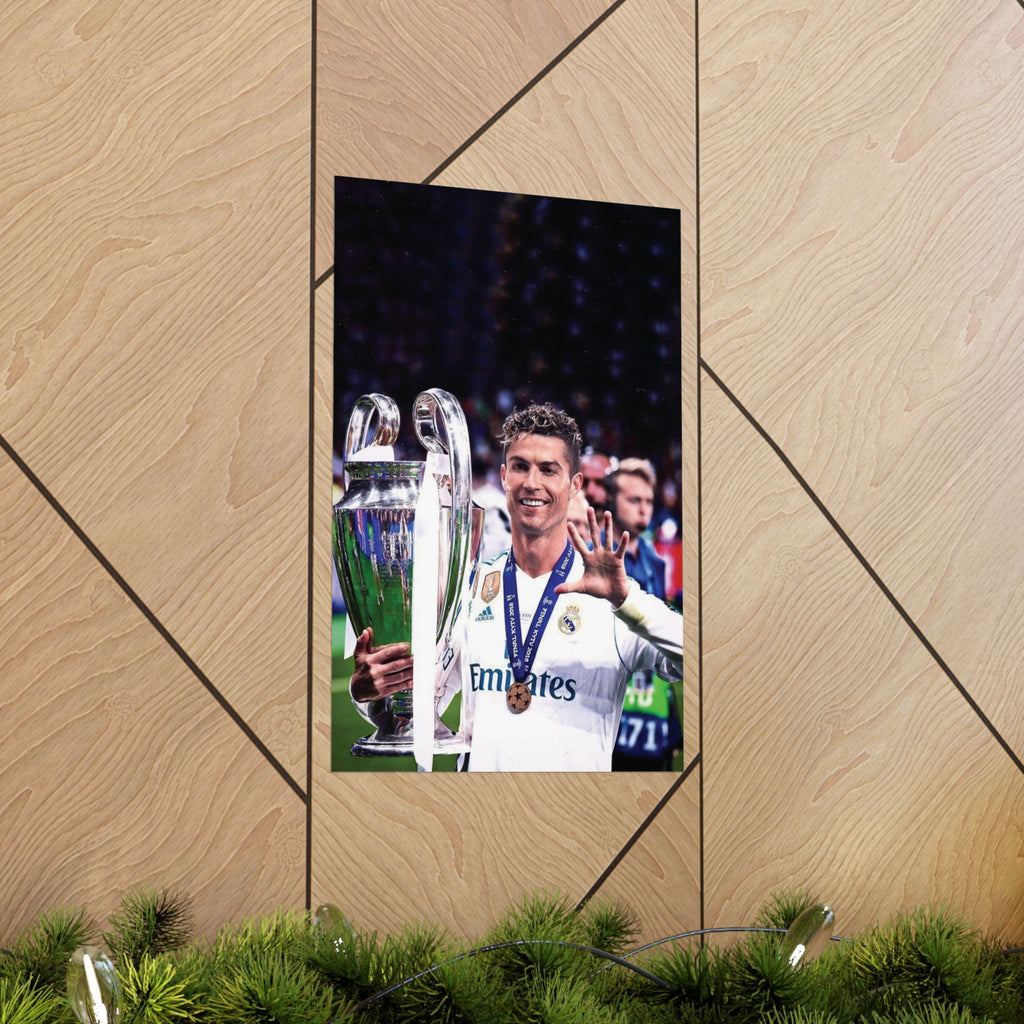 Cristiano Ronaldo - 5th Champions League Trophy